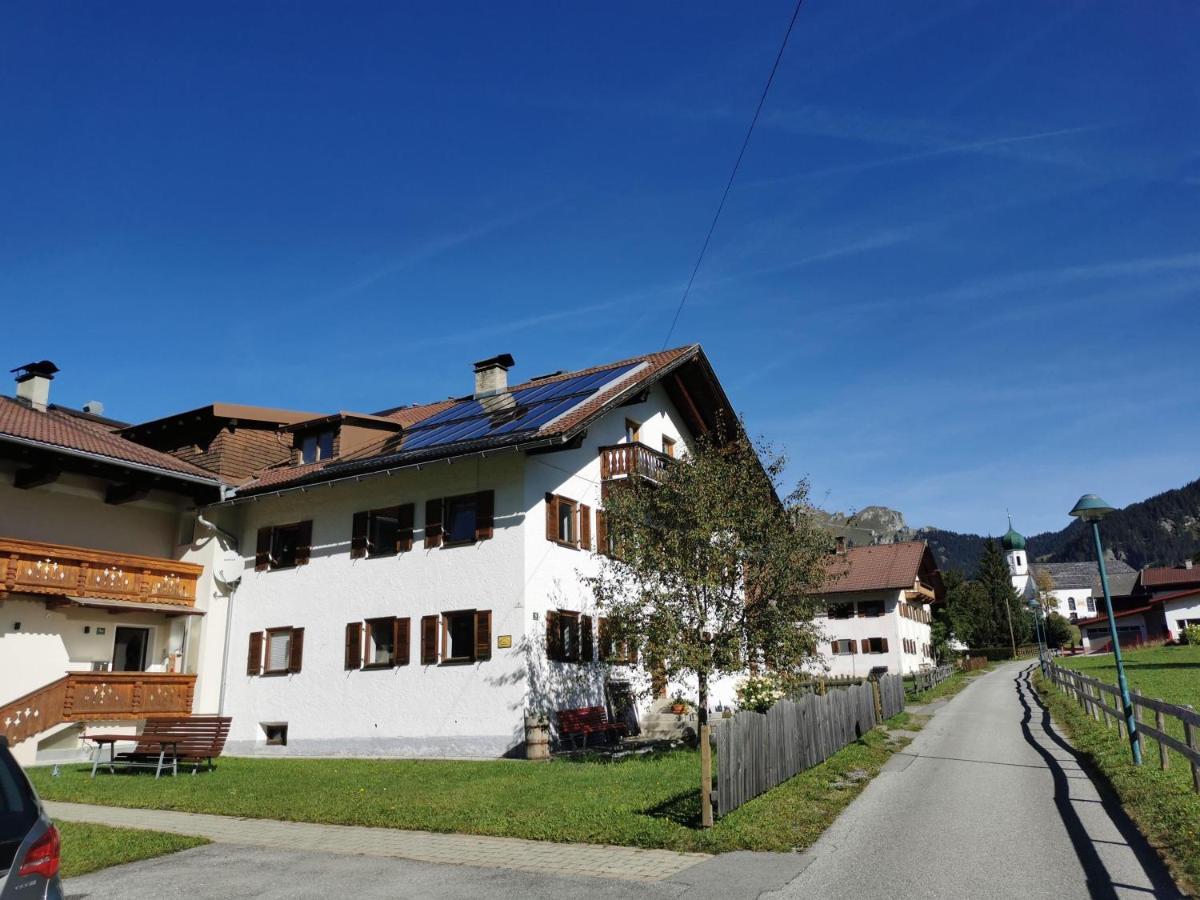 Rosa'S Ferienhaus Ferienwohnung Rote Flueh Grän Exterior foto